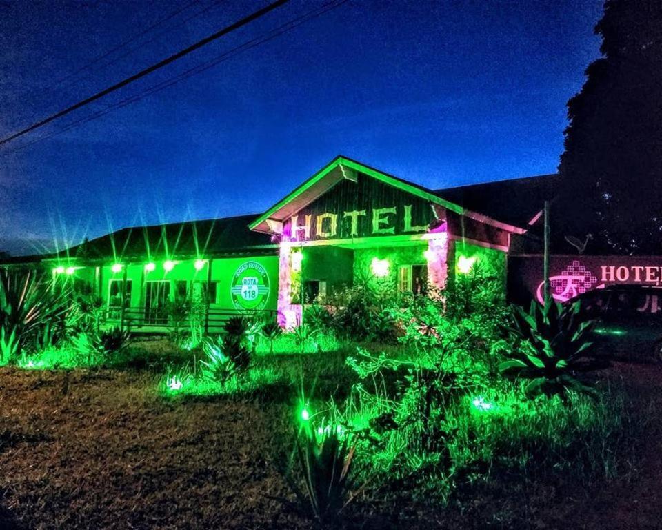 Road House Rota 118 Motorcycle Hotel Alto Paraíso de Goiás Exterior foto